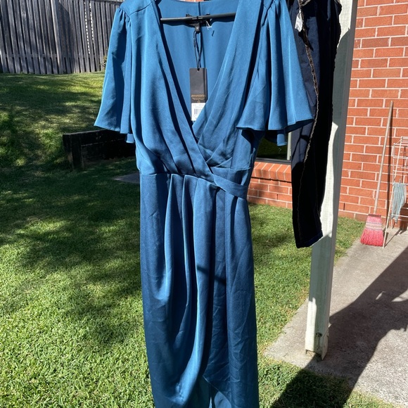 Collection teal wrap dress in size 12 - Picture 10 of 10